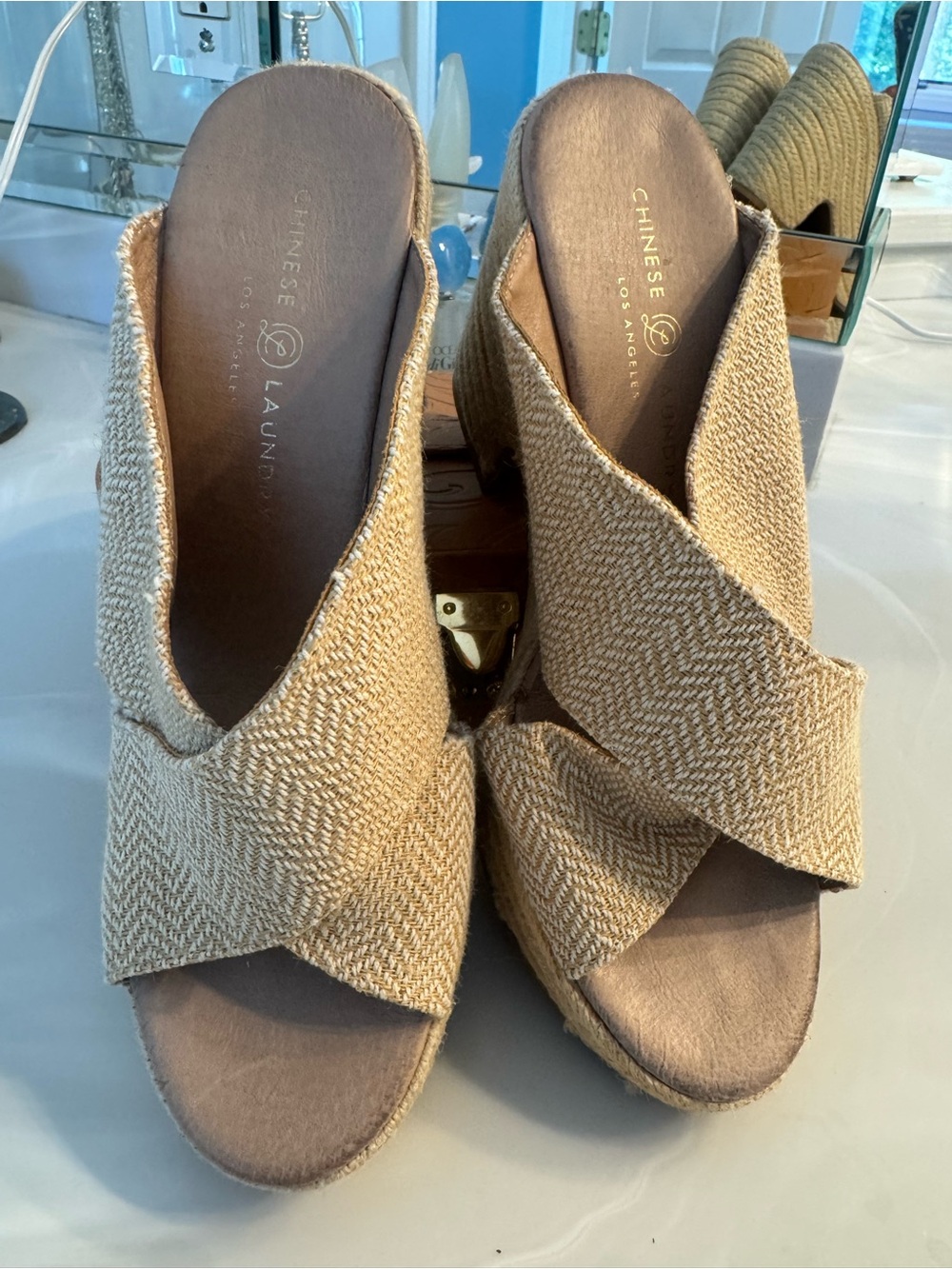 Chinese Laundry Tan Woven Crossband Wedge Sandals US9